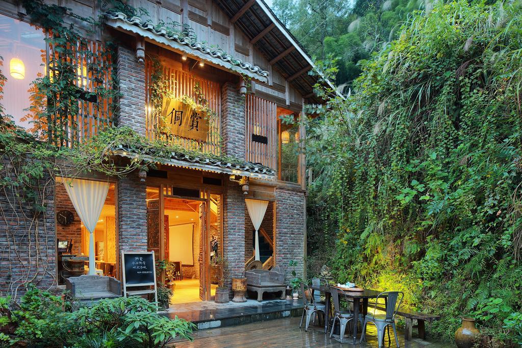 Tong Sang Art Hotel Liping Bagian luar foto